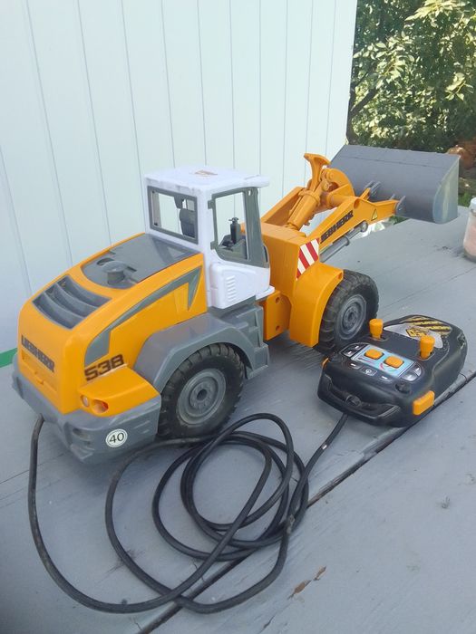 Погрузчик Liebherr іграшковий за 400грн.