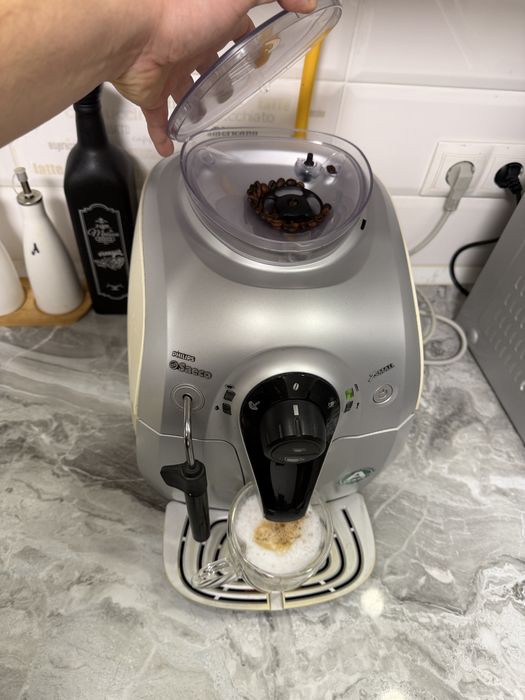 Кавоварка кавомашинка Philips Saeco Xsmall