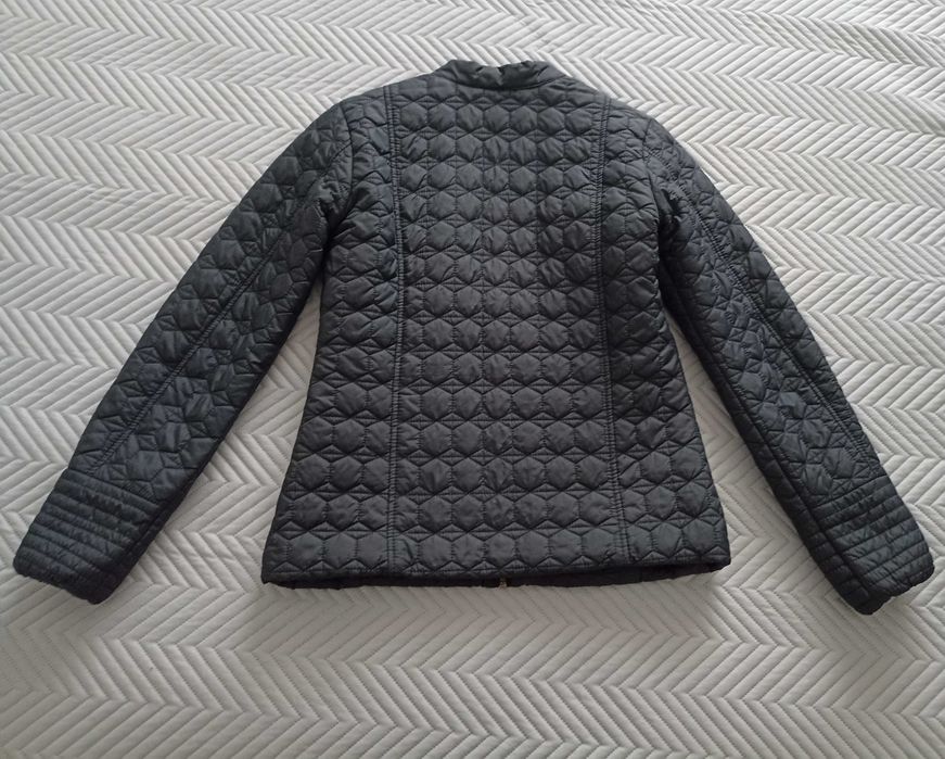 Курточка Colin's