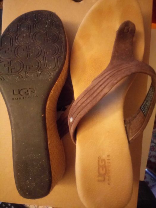 Боссоножки туфли австралийской фирмы УГГи