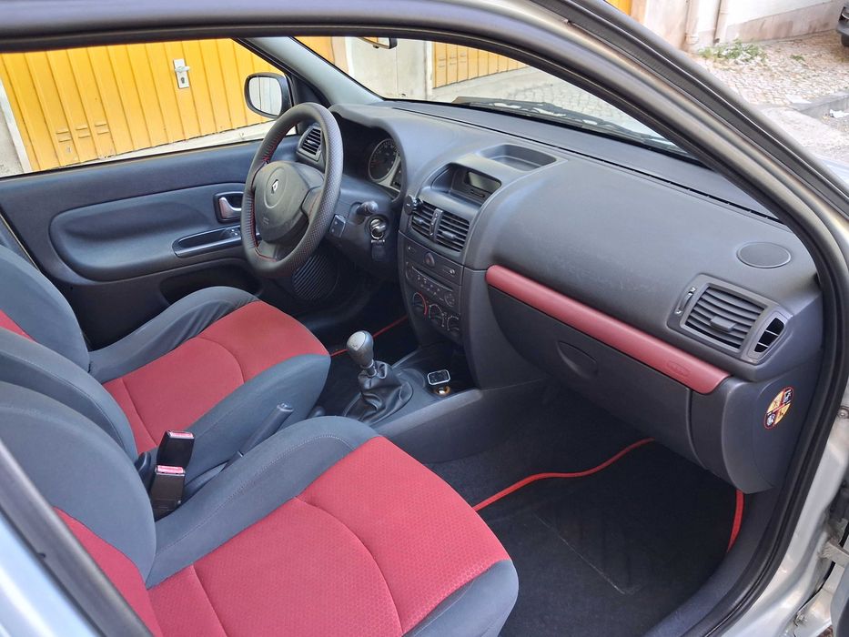 Renault clio 1.2 16v