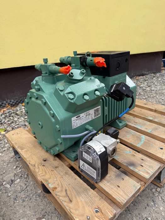 Sprężarka półhermetyczna Bitzer 24,7kW(-5/+40C) 4BES-9Y-40S ECOLINE