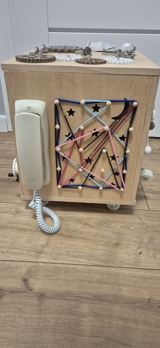 Drewniana kostka manipulacyjna