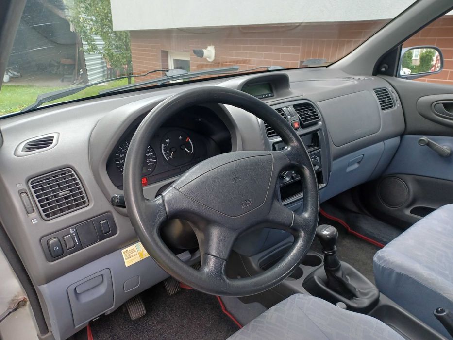 Sprzedam Mitsubishi Space Star 1.3 benzyna