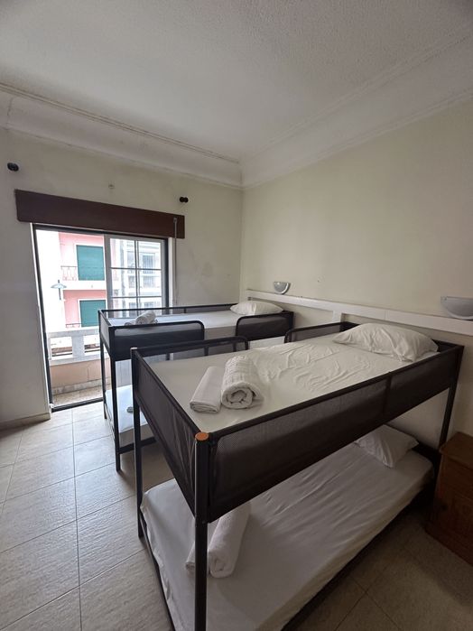Quarto compartilhado NO CENTRO (SEM CAUÇÃO)