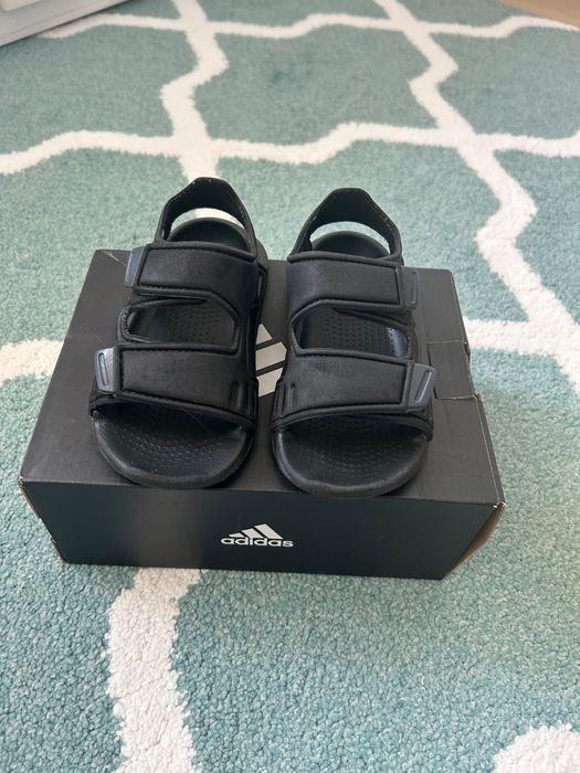 Sandały chłopięce Adidas r. 25