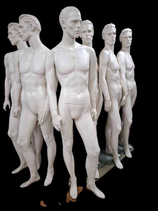 Manequins de Adulto e Criança.