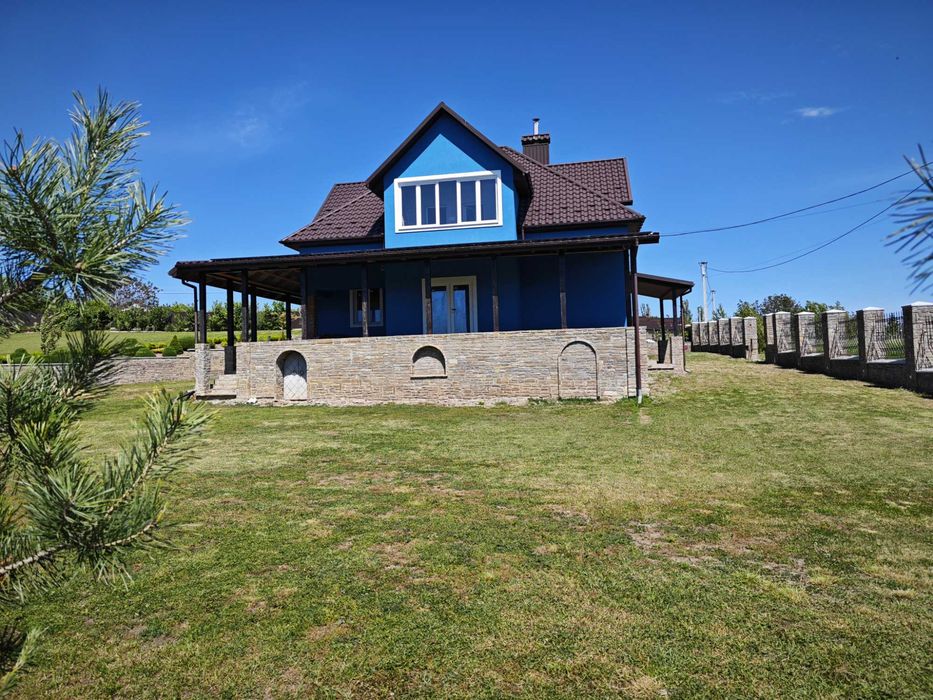 Продам сучасний будинок в с. Мукша Китайгородська. Власник