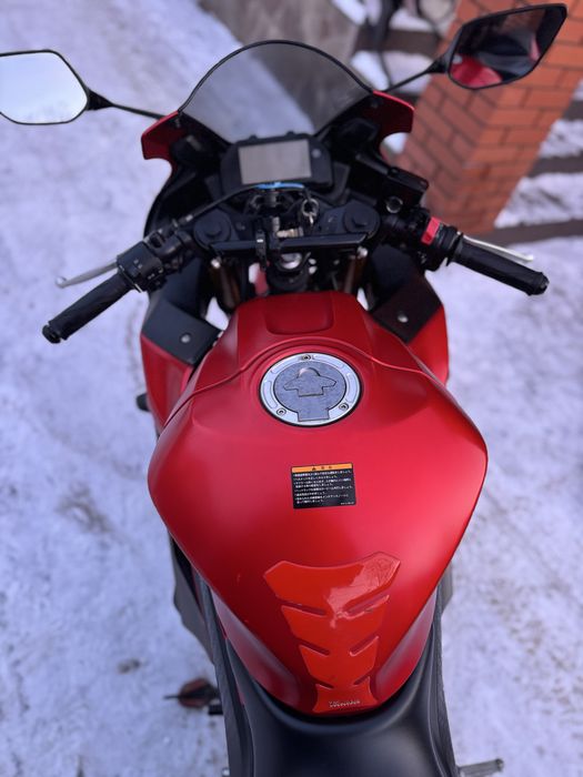 Мотоцикл Ямаха Yamaha YZF-R25 2019 рік