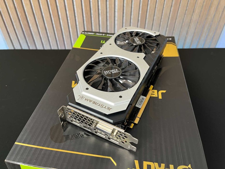Placa gráfica Palit GTX 980 Ti 6 GB GDDR5