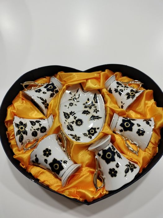 Teacup Set447336475578880000