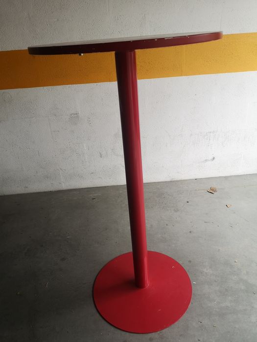Mesa alta de bar