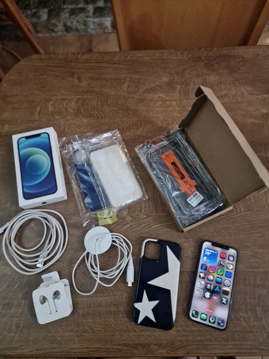 Vendo Iphone 12 de 128Gb ou troco