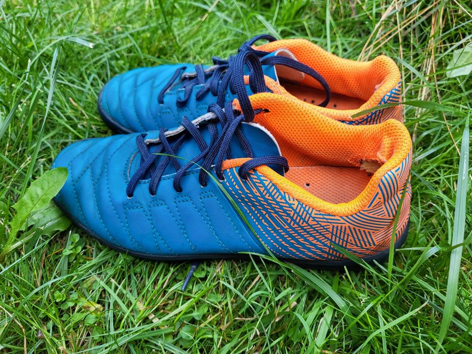 Buty piłkarskie Żwirówki Kipsta Decathlon