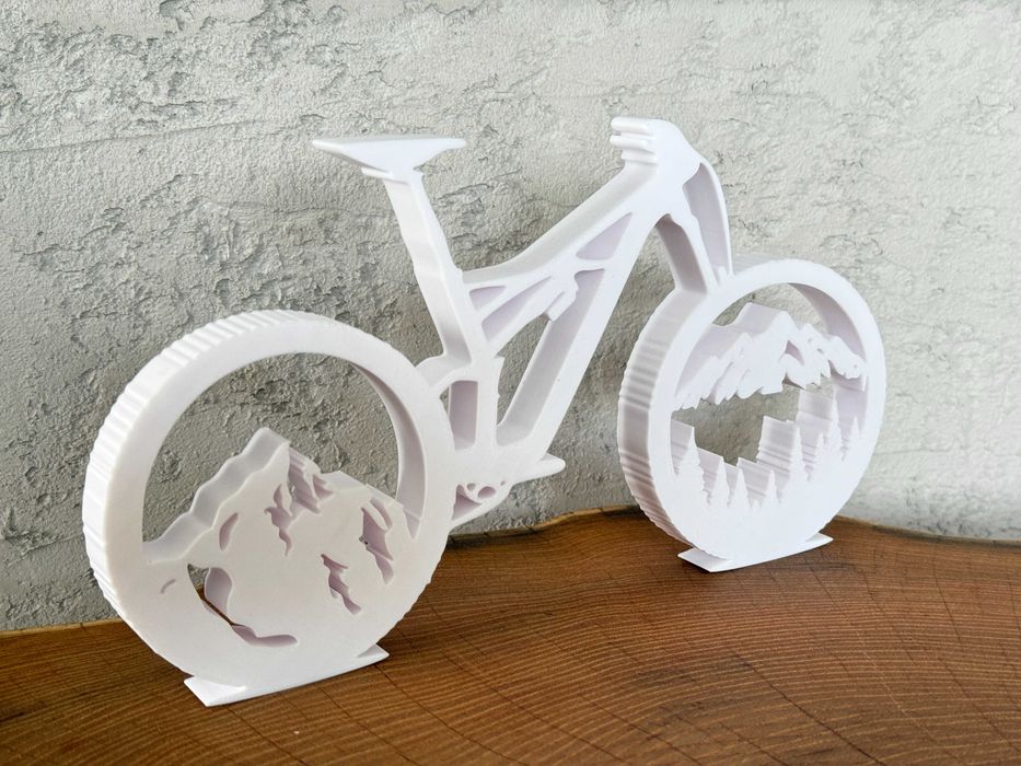 Ozdoba na biurko, półkę rower MTB w klimacie górskim-Druk3D, biały
