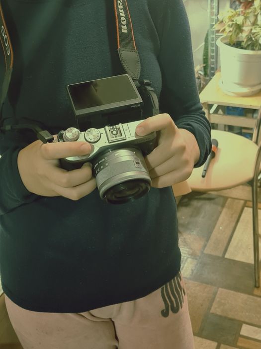 Canon EOS M6 фотоапарат