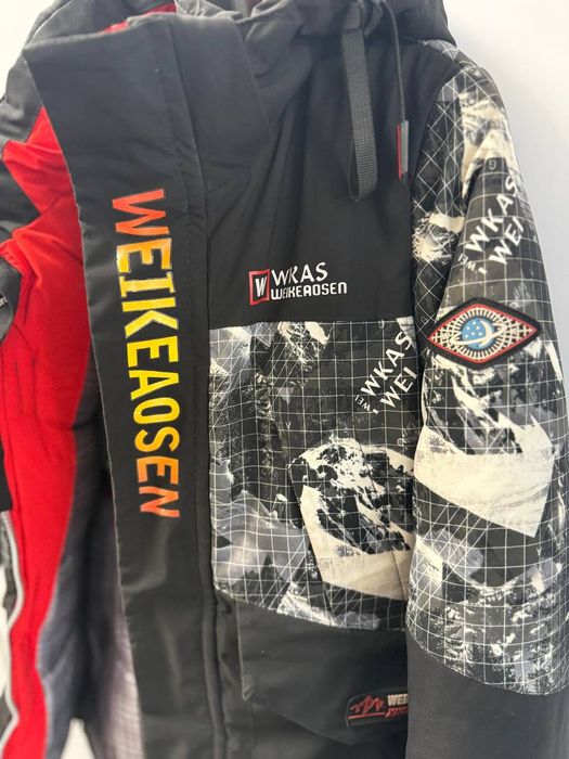 Продам дитячу зимову курточку