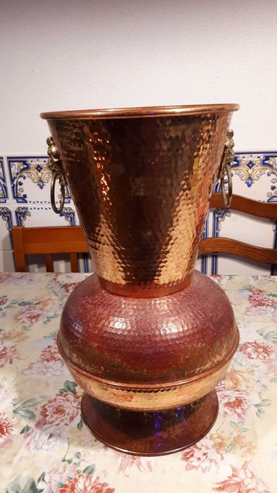 Jarrão ou porta guarda chuvas em cobre