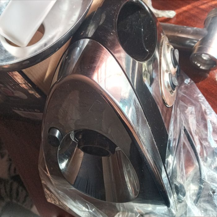 Электромясорубка с соковыжималкой с реверсом + 3 насадки