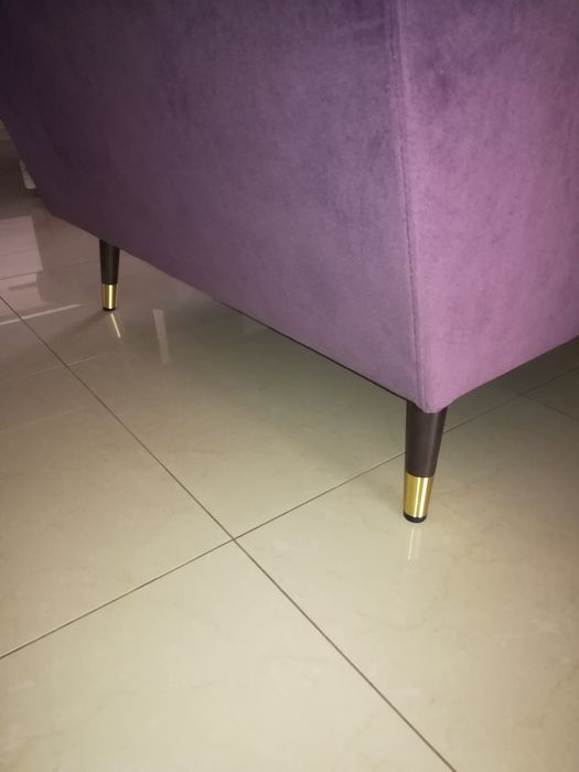 Sprzedam w b. Dobrym stanie sofę