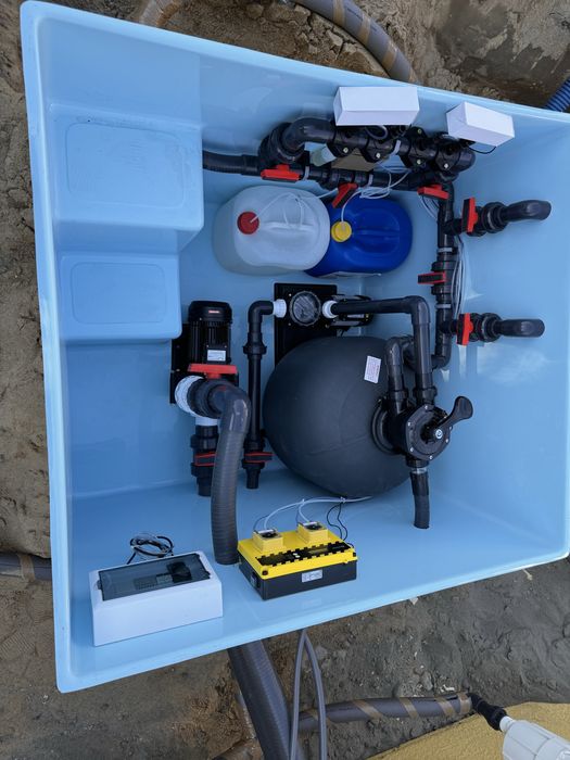 Basen/ Basen Poliestrowy/ Basen Betonowy/ Kompleksowy Montaż Basenu