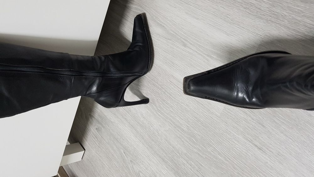 Botas em pele genuína 34