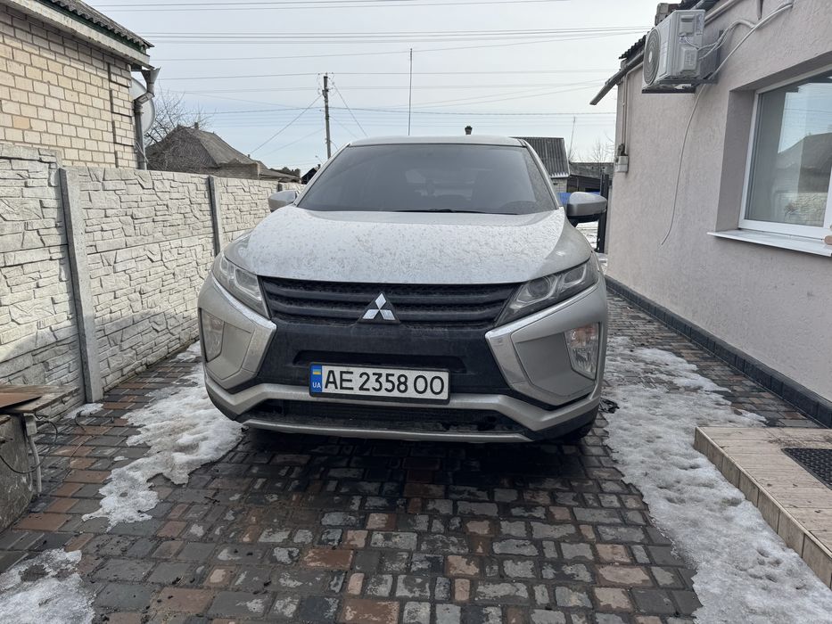 MITSUBISHI Eclipse Cross