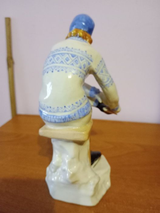 Статуэтка Конкобежка