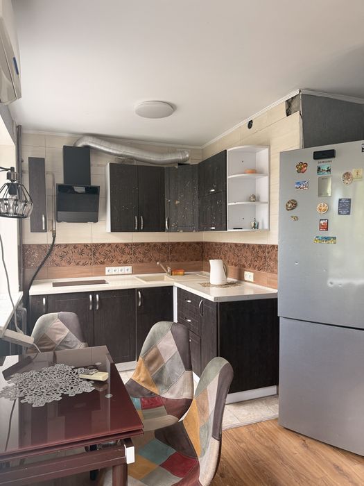 Продам  2-х.кв. ул.Заслонова ,22. Дарница.