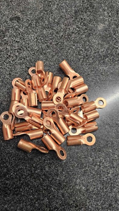 Końcówki, oczka, konektor kablowy miedziany 35mm2  M8