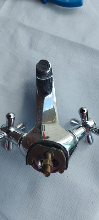 Смеситель.Кран полипропиленовый. Гайка.