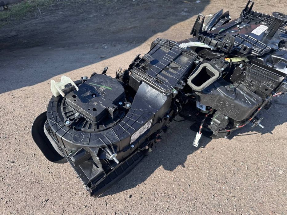 Продам печку в зборі на BMW X7