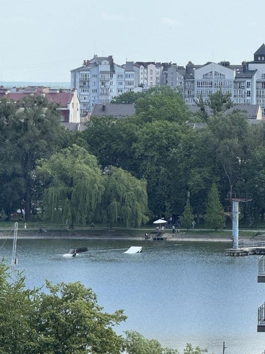 Видова 3 кімнатна квартира в ЖК Манхеттен