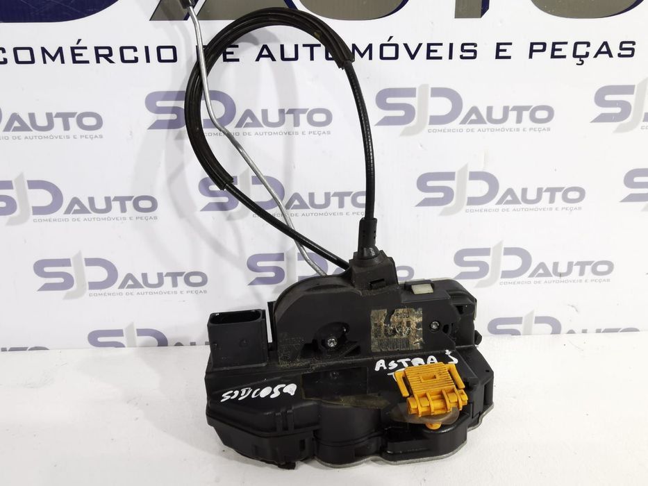 Fecho Porta Trás Direita - Opel Astra J
