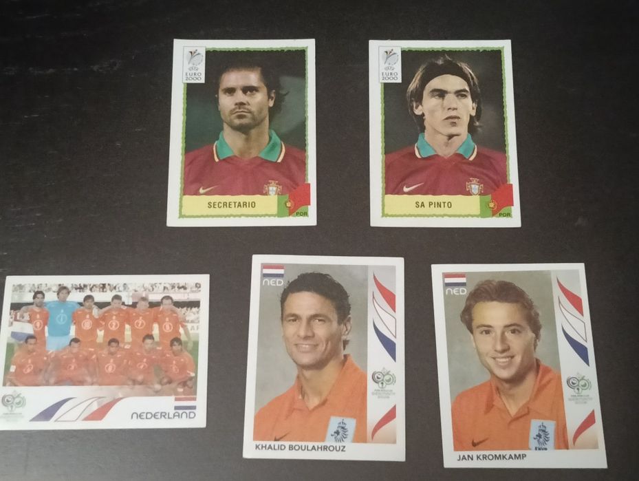 Lote de 22 cromos diversos ( várias coleções)