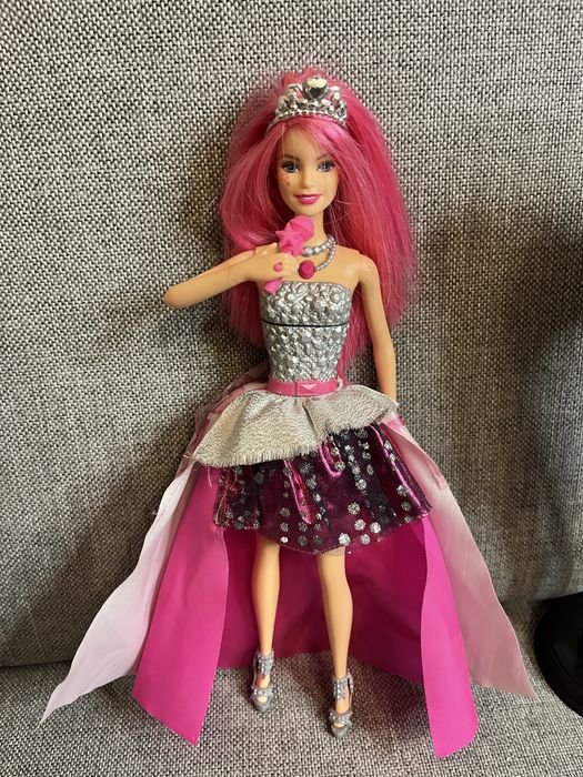 Barbie Rockowa Księżniczka