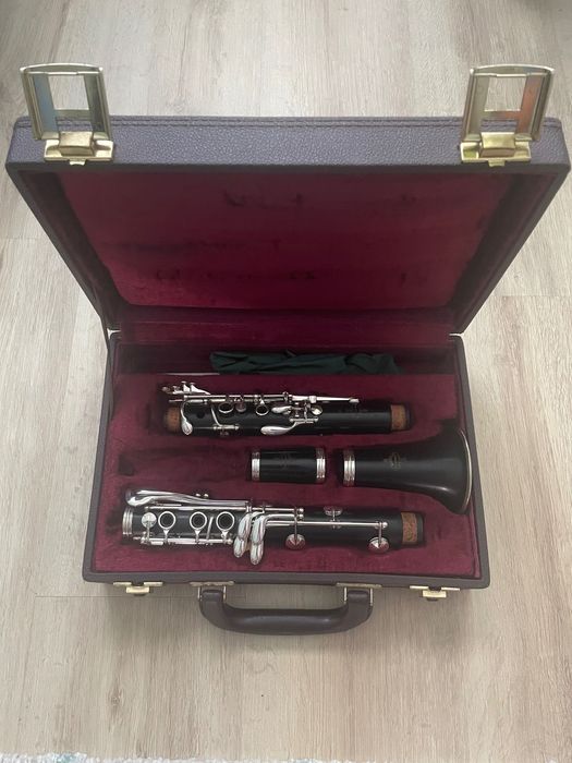 Clarinete Buffet Crampon E11
