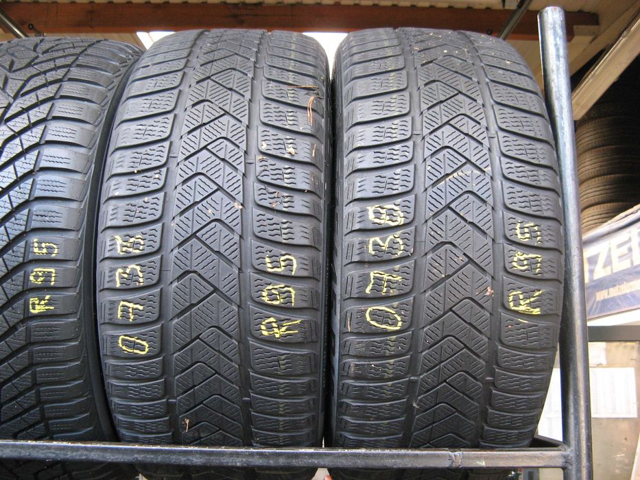 235/45R18 PIRELLI Winter SottoZero 3 - nr.0738