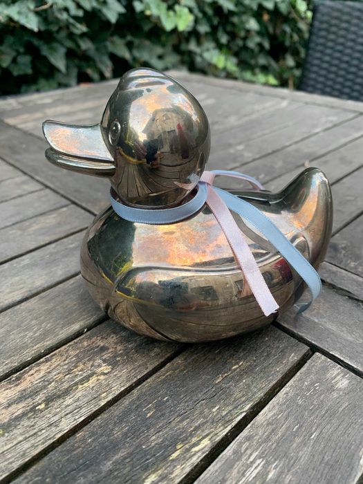 metalowa skarbonka kaczka, platerowana, Vintage
