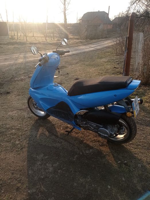 Продам скутер зогшен 125куб.