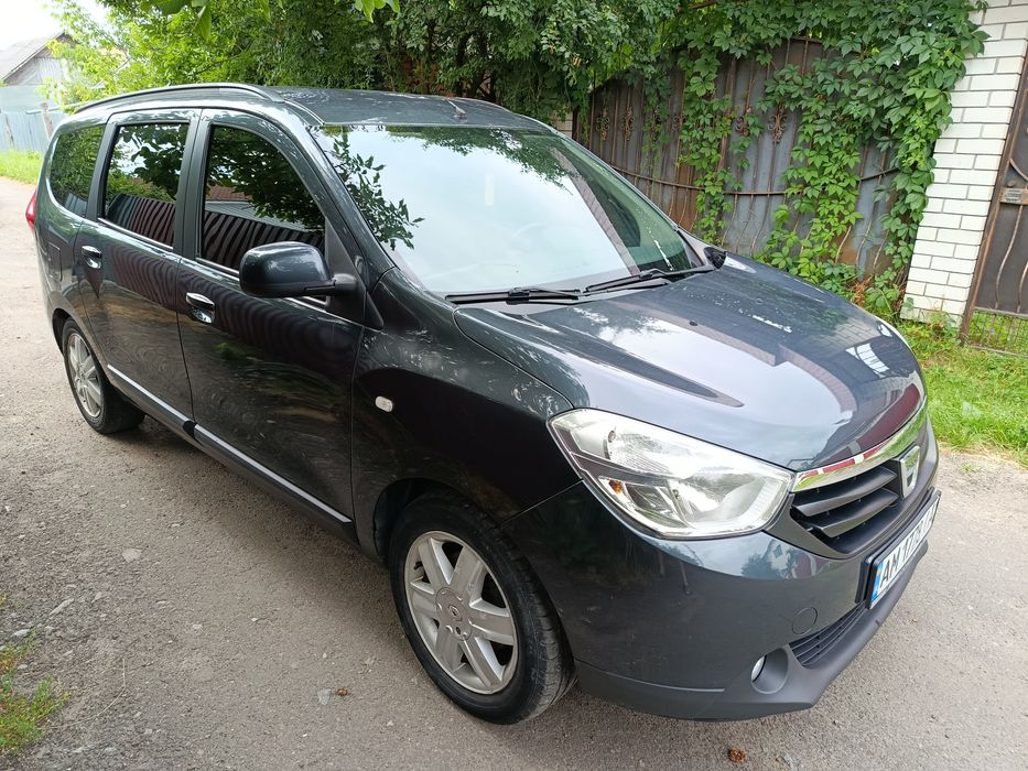 Dacia Lodgy 2013