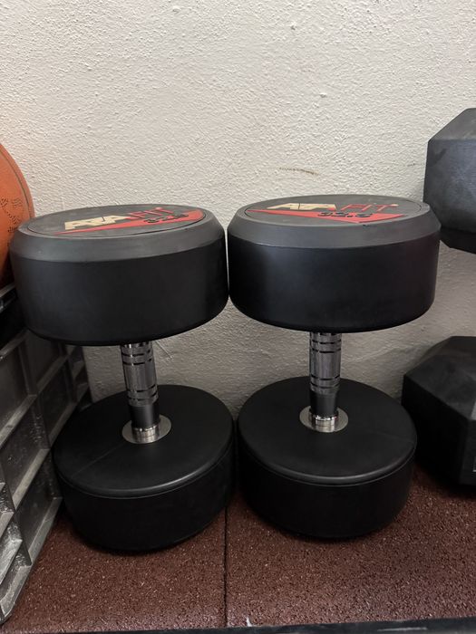 Ler Descrição!!! Vendo Par de Halteres 32,5 + 37,5
