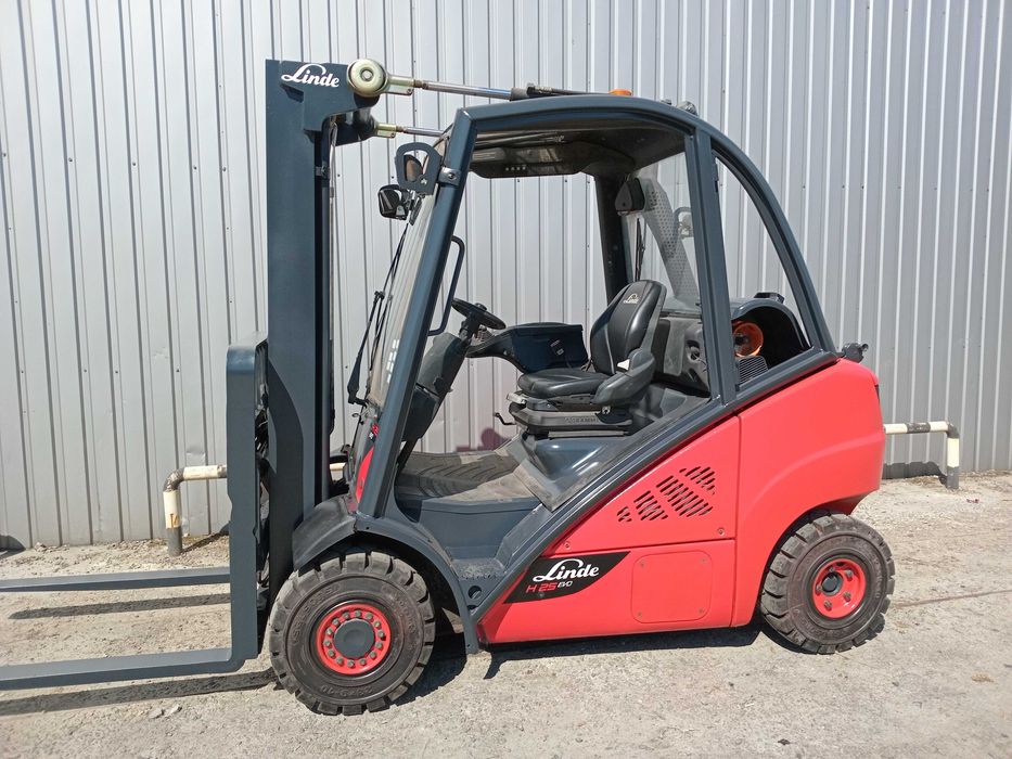 вилковий навантажувач LINDE , ГАЗ , 2,5т , 5,5м