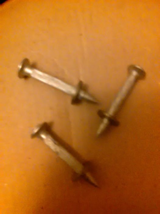 Дюбеля + Саморезы