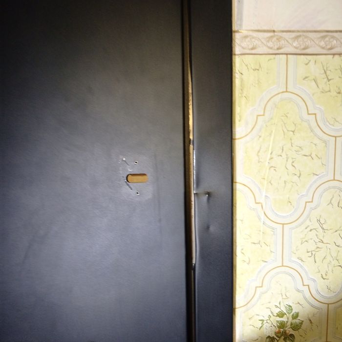 Дверь входная металлическая