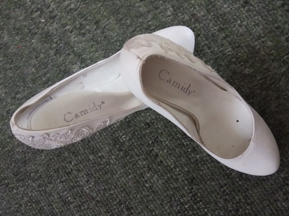 Свадебные туфли.