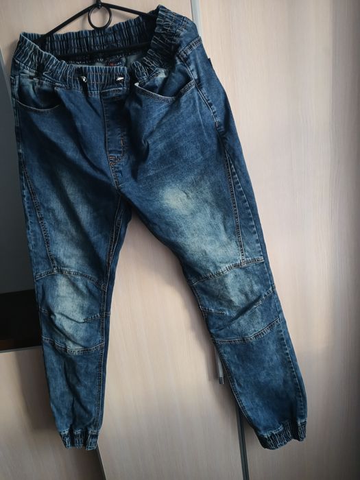 Spodnie jeans męskie 40