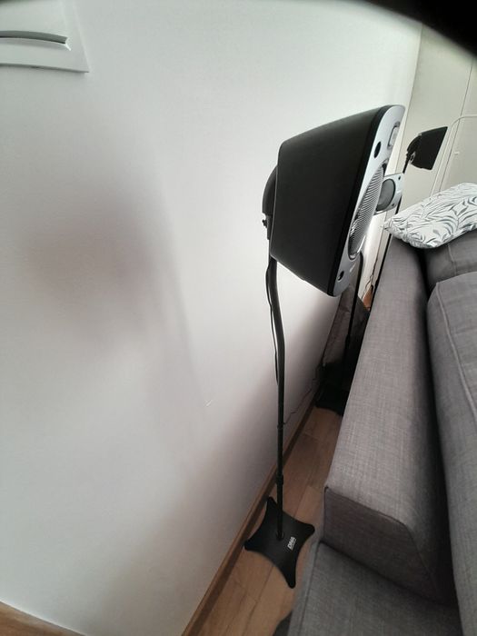 Stojak do głośnika