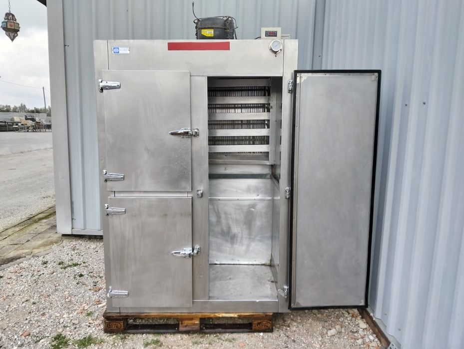 Vende-se arca congeladora vertical de duas portas