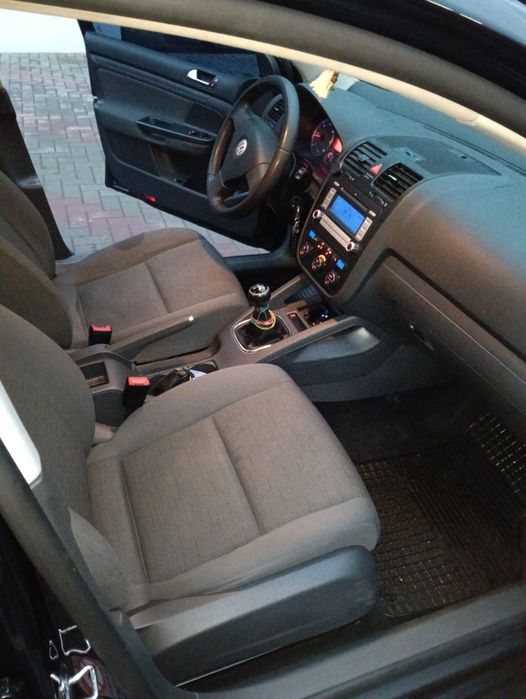 Volkswagen Golf 5 продам